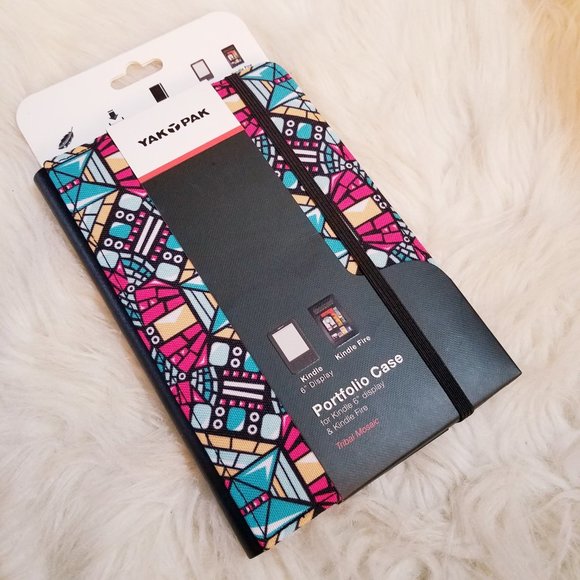 Yak Pak Handbags - NWT Yak Pak Kindle Portfolio Case in Mosaic Print